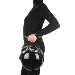 Borsa zaino Eros casco con tracolla, in Stile Steampunk, ecopelle, colore nero, ARIANNA DINI DESIGN