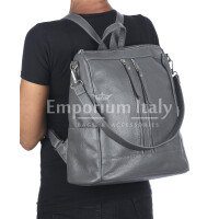 Женская сумка-рюкзак MONTE STREGA из натуральной кованой кожи, цвет GRIGIO, CHIAROSCURO, производство Италия.